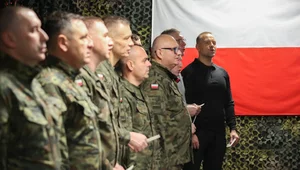Miniatura: Prezydent spotkał się z żołnierzami i...
