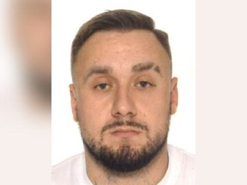 Łukasz Żak jest poszukiwany listem gończym ws. śmiertelnego wypadku na&nbsp;Trasie Łazienkowskiej w&nbsp;Warszawie