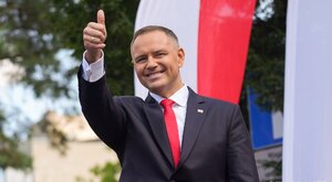 Miniatura: Brunatne tsunami nadciąga nad Polskę....