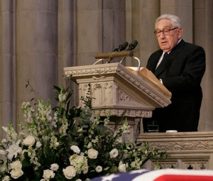 Henry Kissinger. Niekoniecznie pozytywny symbol amerykańskiej polityki
