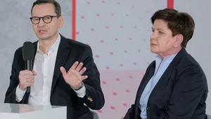 Miniatura: Morawiecki i Szydło pogodzeni z losem....