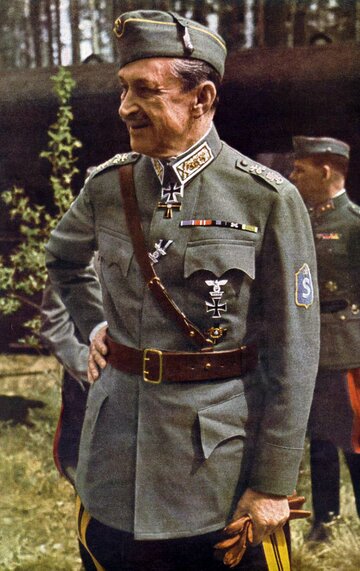 Marszałek Carl Gustaf Mannerheim, gł&oacute;wnodowodzący armią fińską
