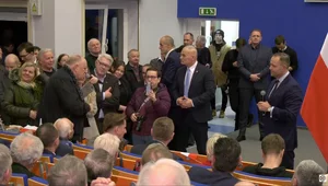 Miniatura: Ksiądz: Radzę, żeby mu pan prawy prosty...