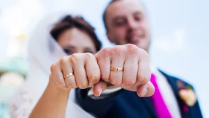 Miniatura: 40 tys. złotych za ślub? Nowa propozycja PiS