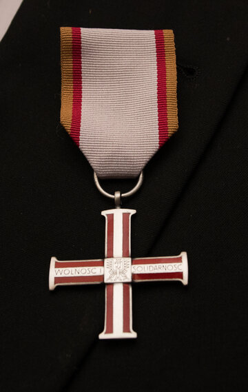 Uroczystość wręczenia odznaczeń państwowych działaczom opozycji antykomunistycznej z lat 1956–1989. 