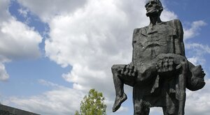 Miniatura: Kłamstwo katyńskie. Jak „Chatyń” miał...