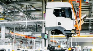 Miniatura: Niemiecki koncern musi oszczędzać. Chce...