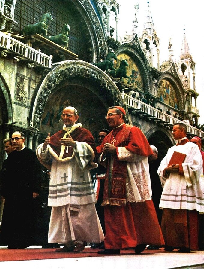 Albino Luciani (przyszły papież Jan Paweł I) z papieżem Pawłem VI (1972)