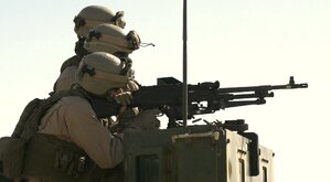 Miniatura: Szturm na konsulat USA. Marines otworzyli...