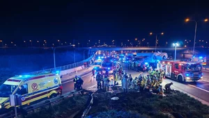 Miniatura: Dwa poważne wypadki pod Warszawą. Reaguje...