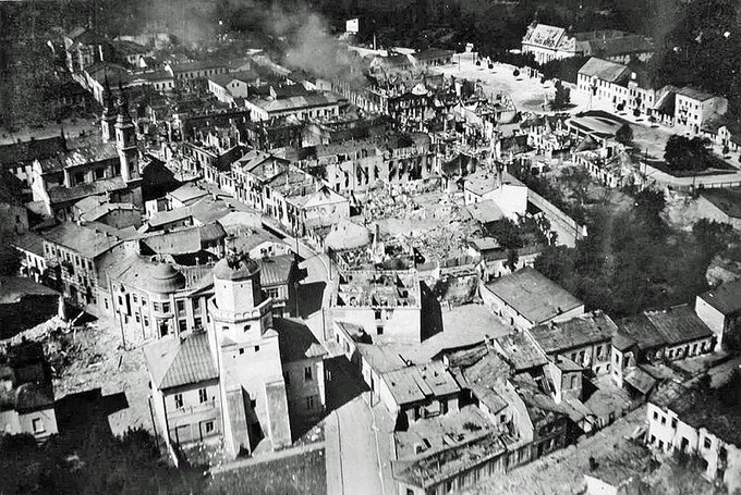 Wieluń po bombardowaniu, 1 września 1939 rok