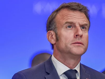 Miniatura: "Niespotykana przemoc". Macron zabrał głos...