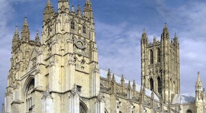 Miniatura: Pani arcybiskup Canterbury wywołała bunt....