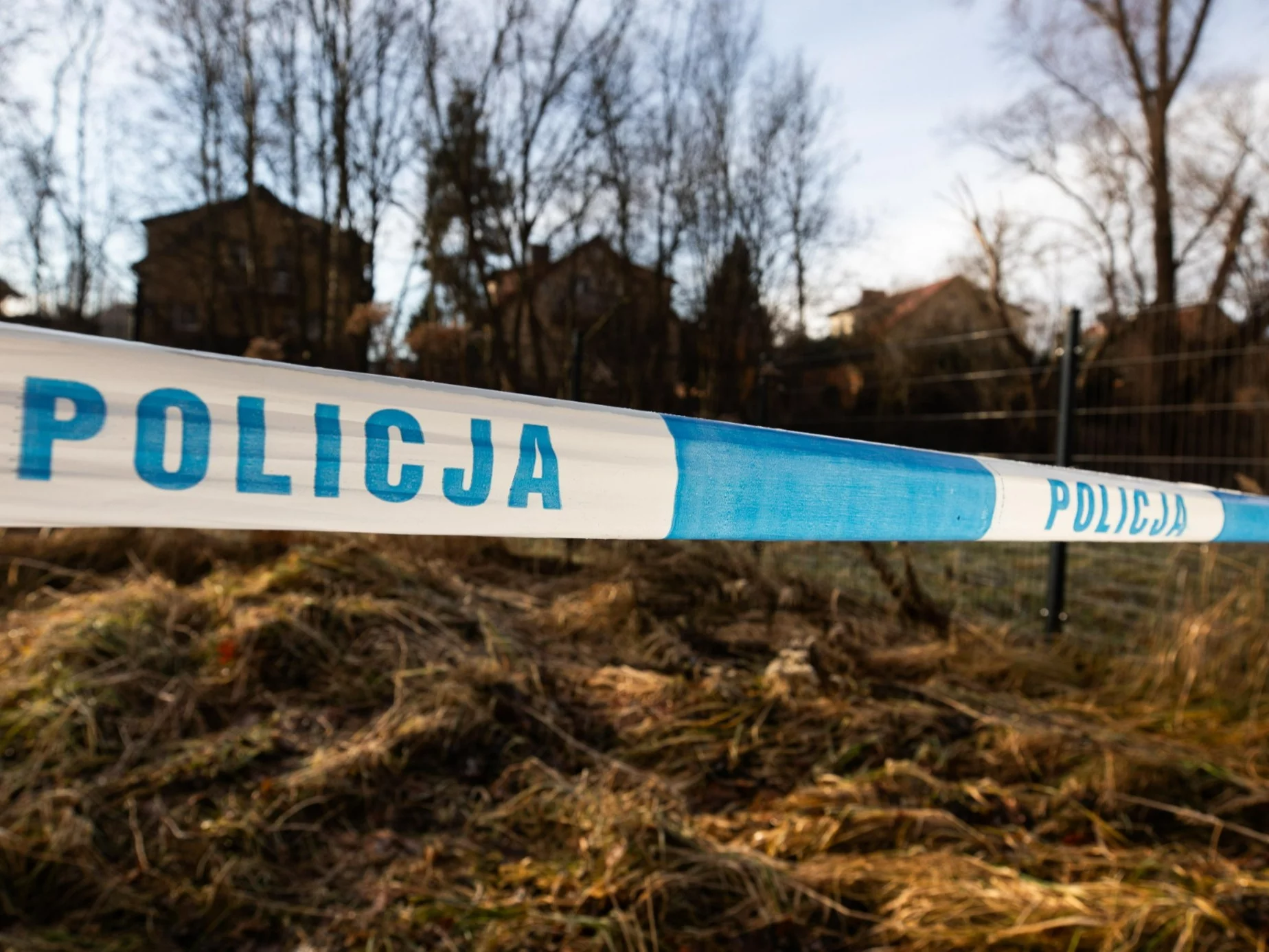 Okolice miejsca znalezienia ciała 11-letniej dziewczynki w Jeleniej Górze