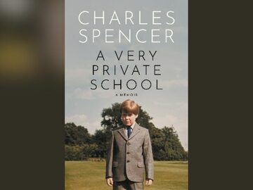 „A Very Private School” opowiada o dzieciństwie hrabiego