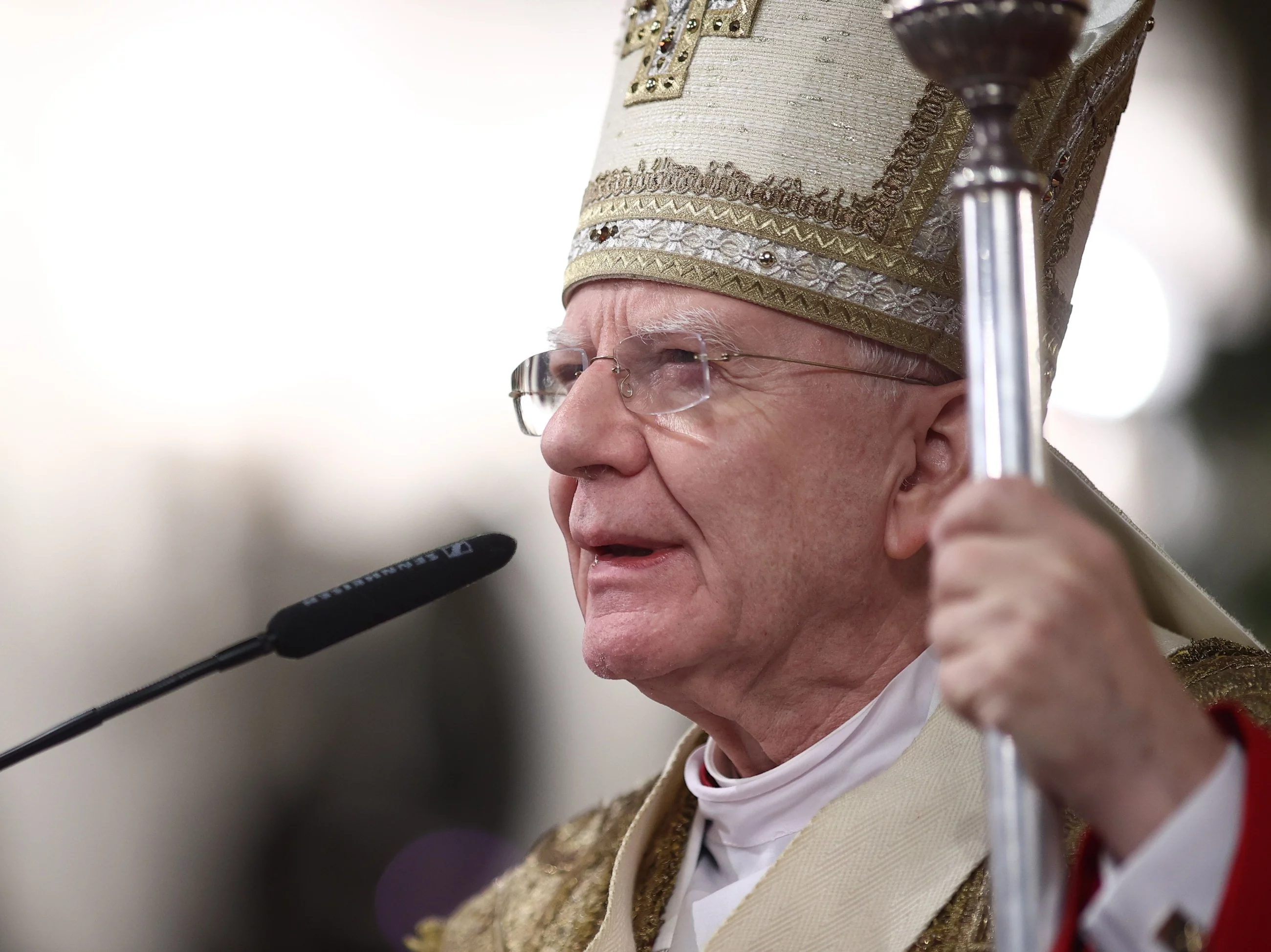 Abp Jędraszewski odchodzi. "Proszę o wybaczenie"