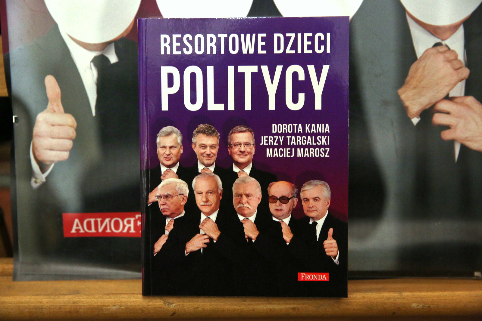 Okładka książki "Resortowe dzieci. Politycy"