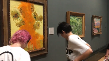 Aktywistki oblały dzieło van Gogha