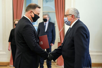 Andrzej Duda i Adam Lipiński podczas uroczystości w Pałacu Prezydenckim