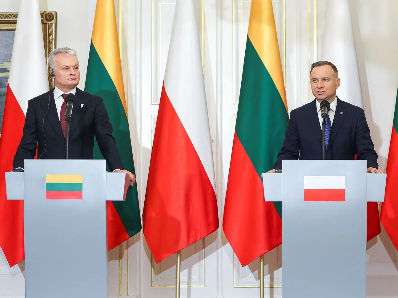 Prezydent Litwy Gitanas Nauseda i prezydent RP Andrzej Duda