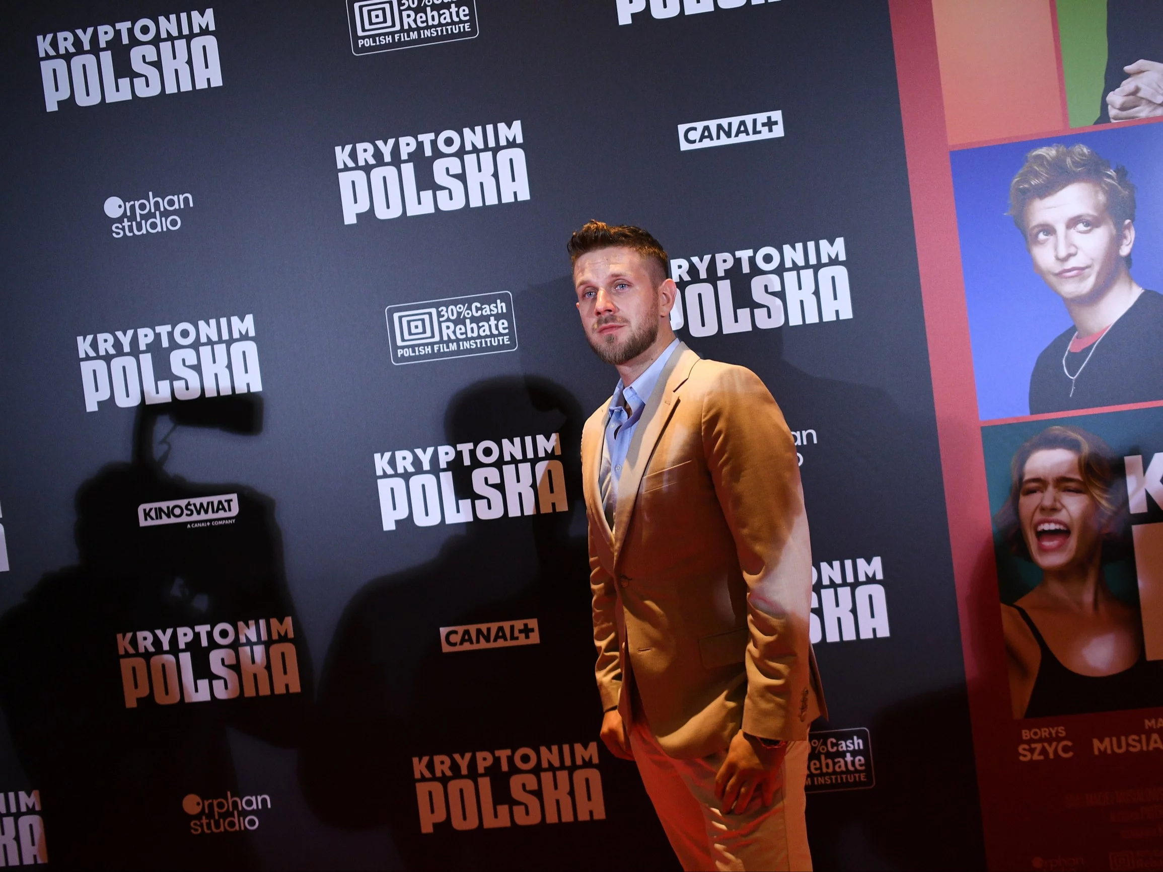 Antoni Królikowski na premierze filmu "Kryptonim Polska"