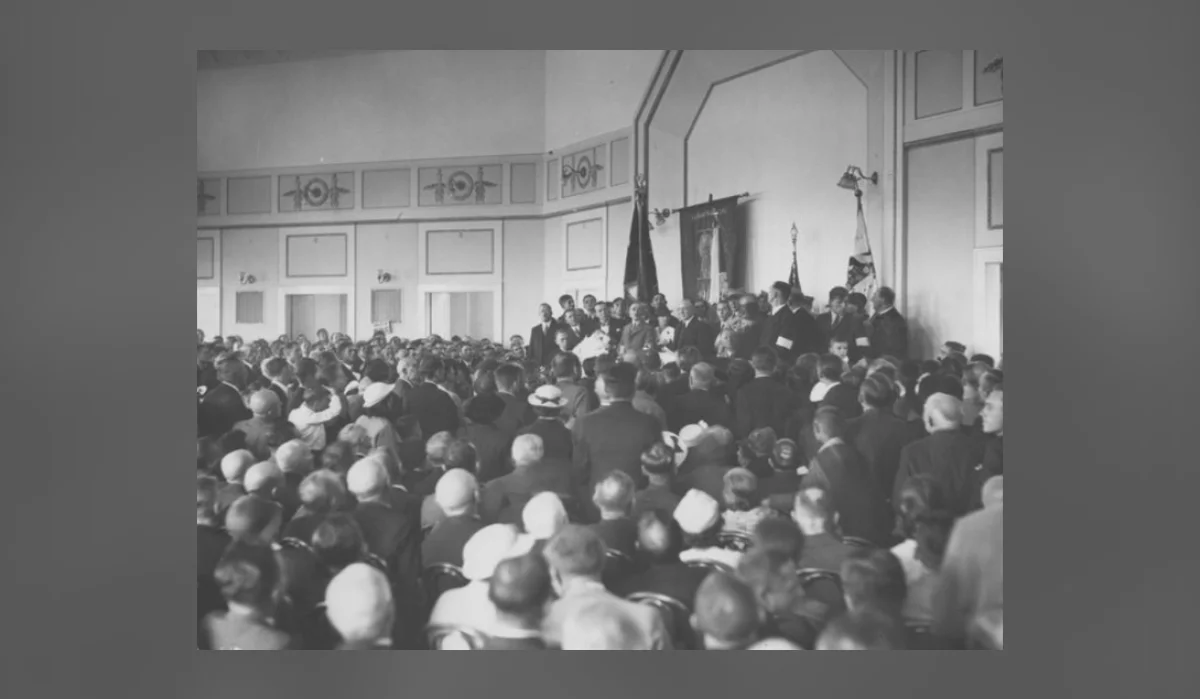 Zjednoczenie Narodowe-Front Morges. Wiec z okazji Święta Żołnierza w Warszawie; przemawia płk Izydor Modelski. Lipiec 1936 r