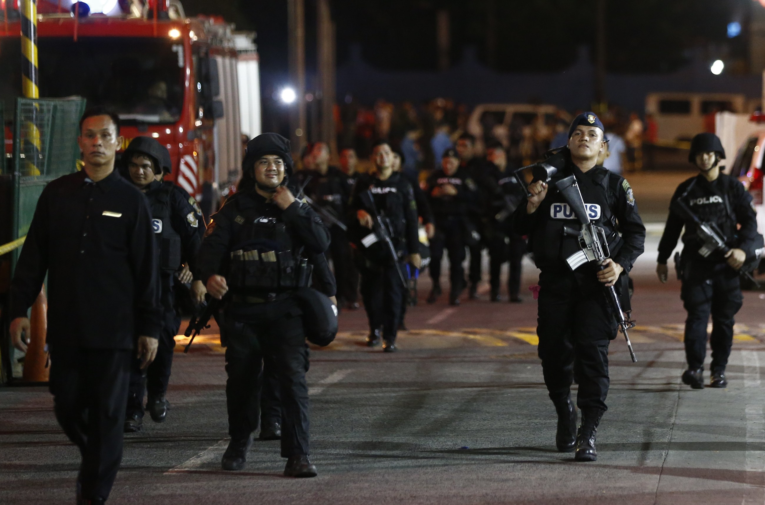 Filipiny, zamach na kompleks rozrywkowy