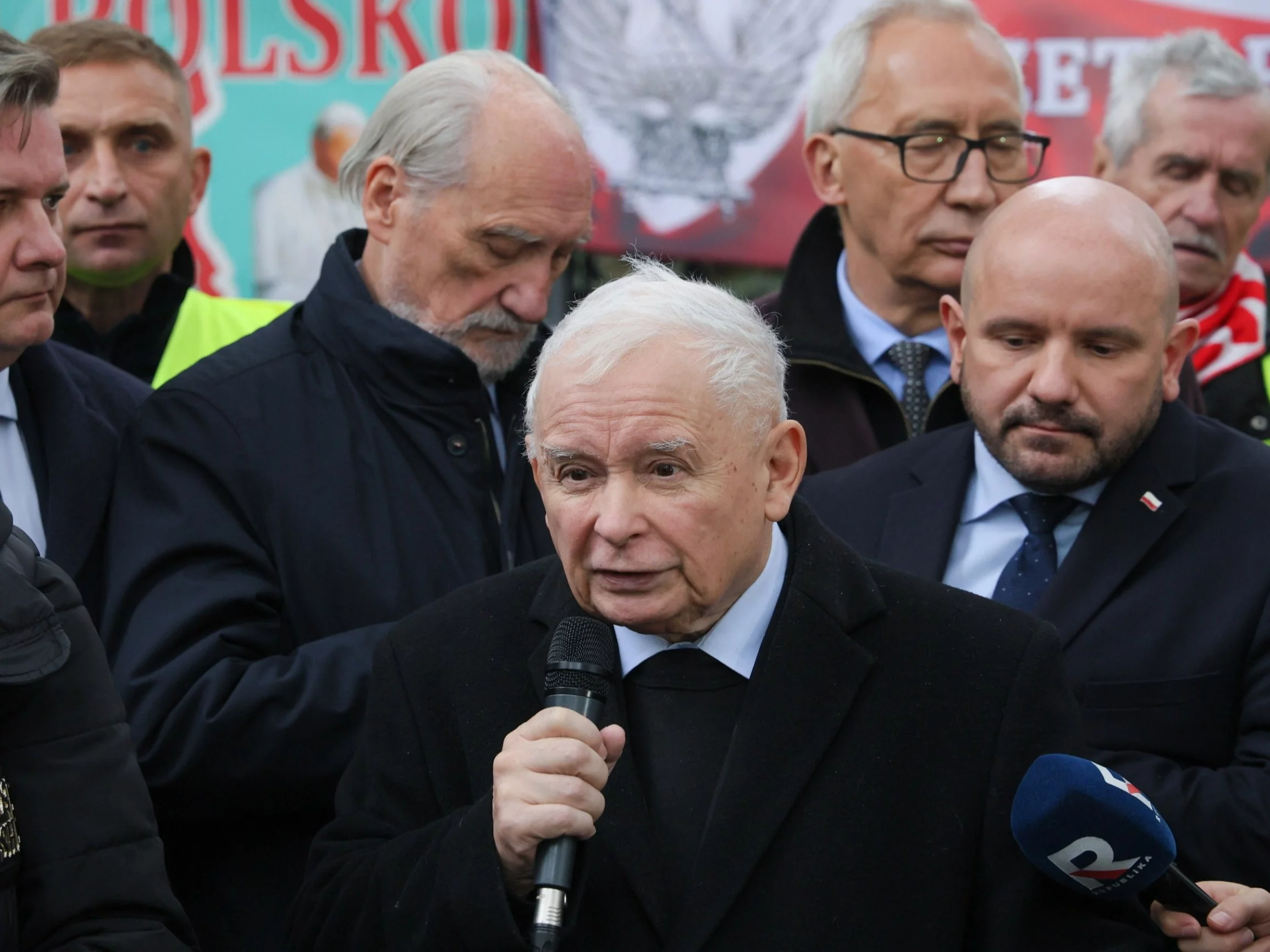 Prezes PiS Jarosław Kaczyński przed Trybunałem Konstytucyjnym