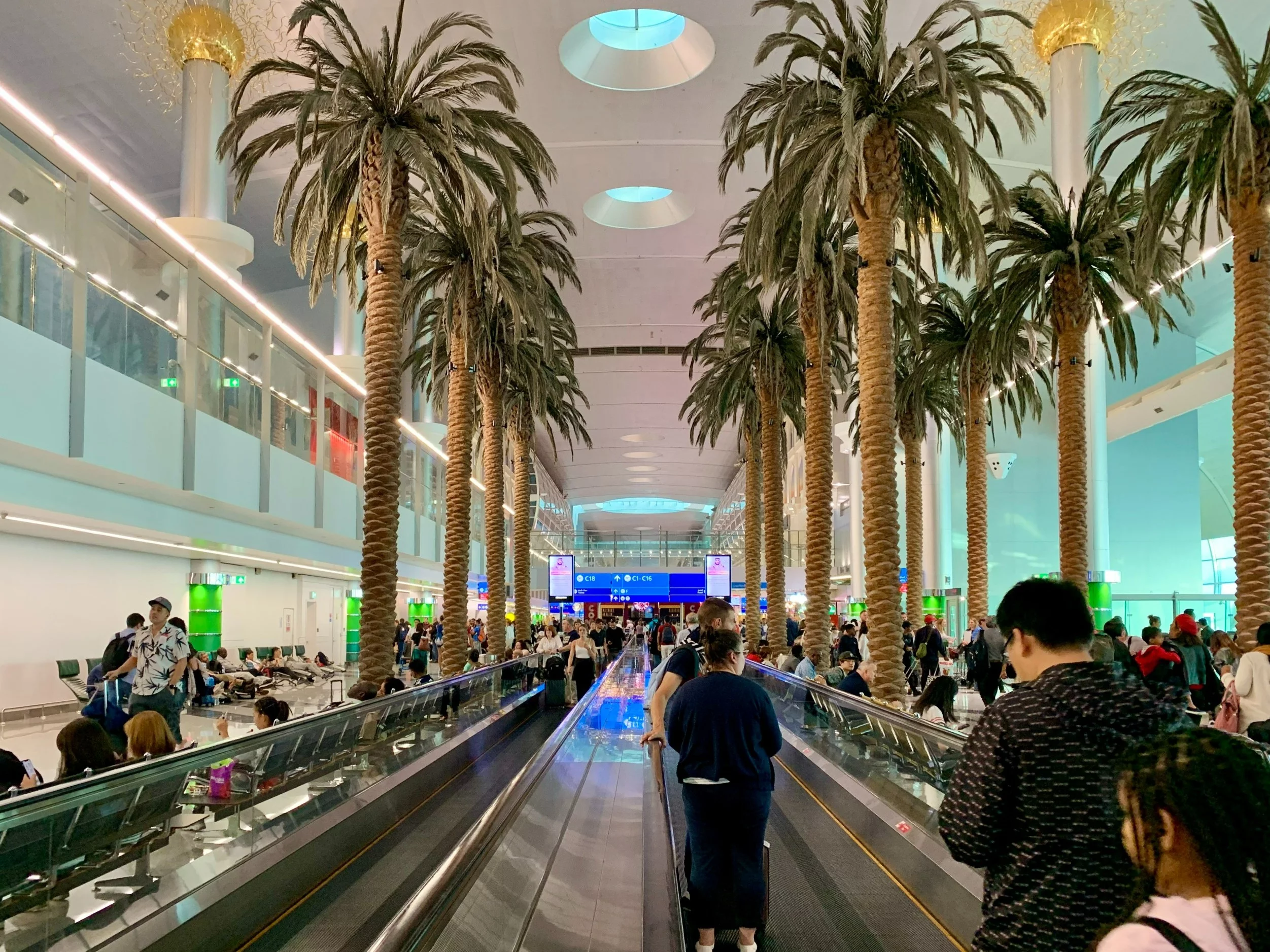 Atak w pobliżu lotniska w Dubaju. Są ranni