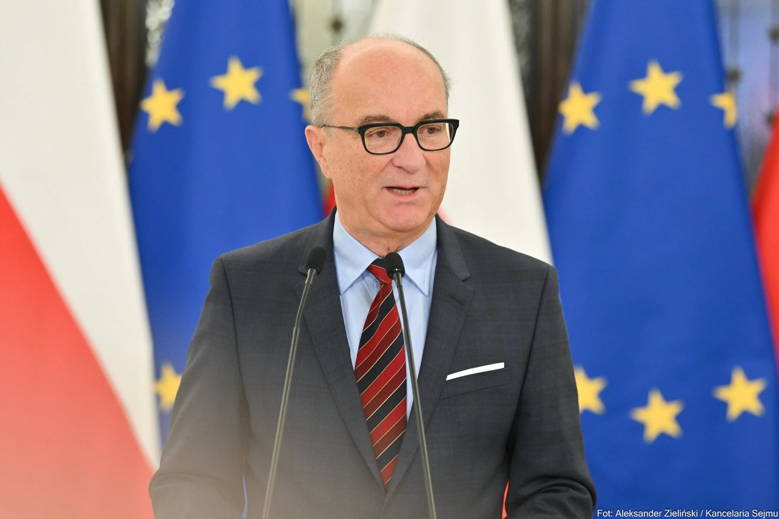 Azyl polityczny dla Ziobry. Jest ruch marszałka Sejmu