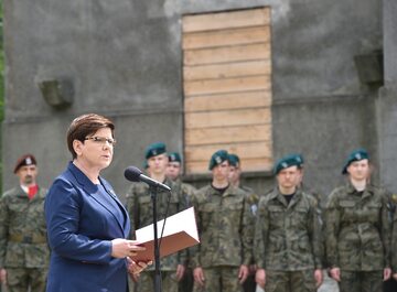 Beata Szydło przemawia w Oświęcimiu