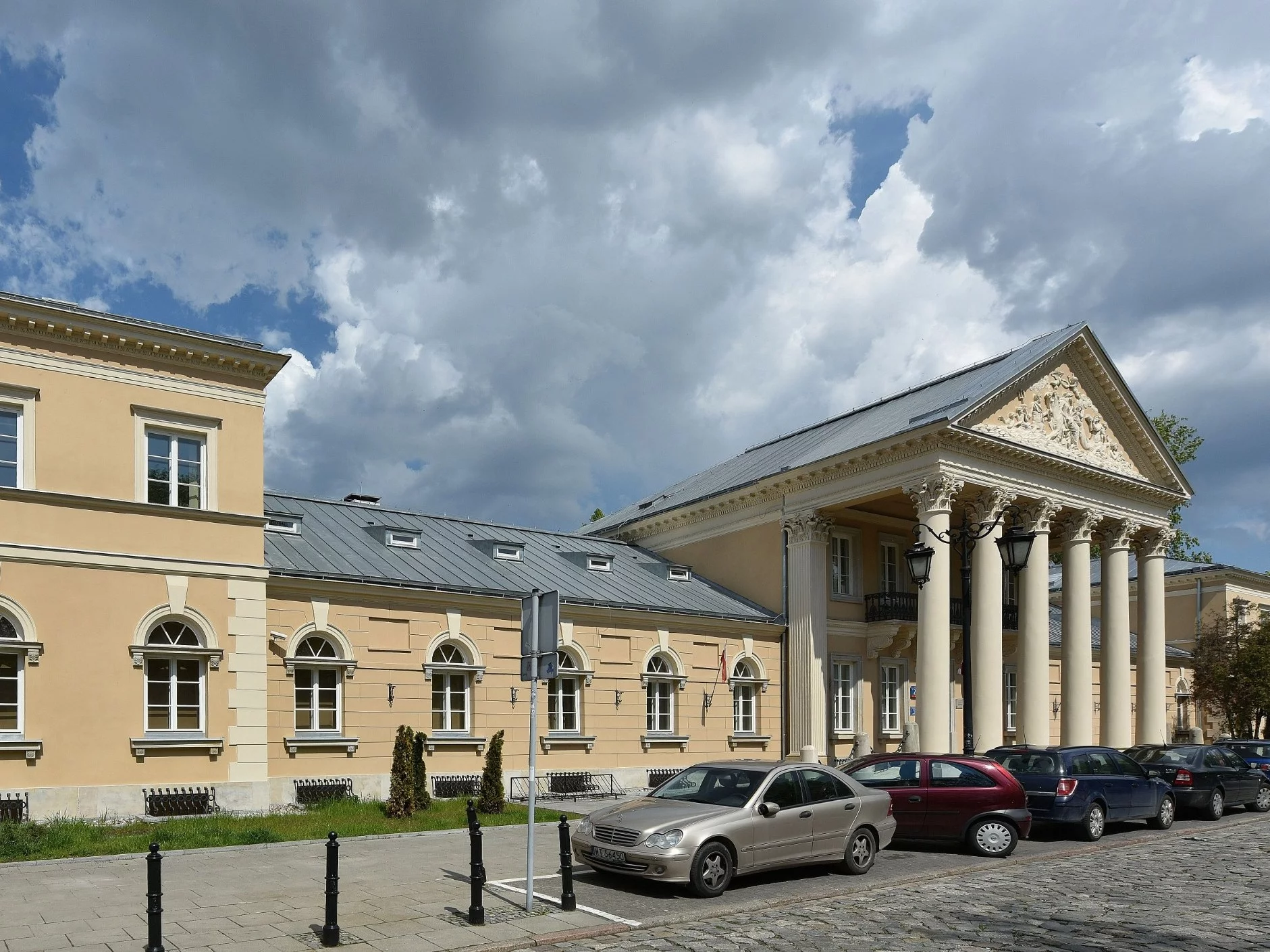 Siedziba Wydziału Dziennikarstwa, Informacji i Bibliologii Uniwersytetu Warszawskiego