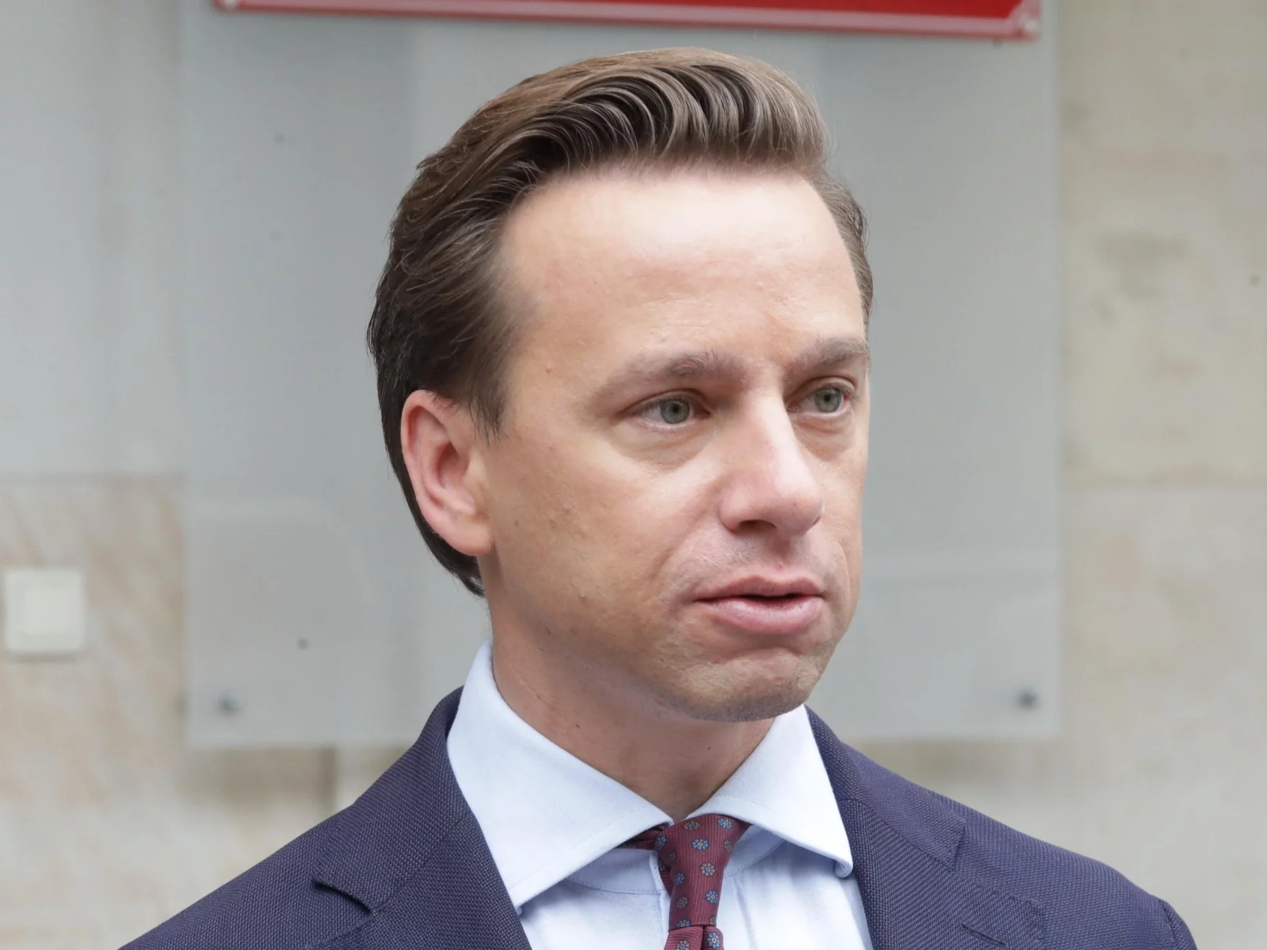 "Bezprawne". Bosak o pieniądzach dla Ukrainy