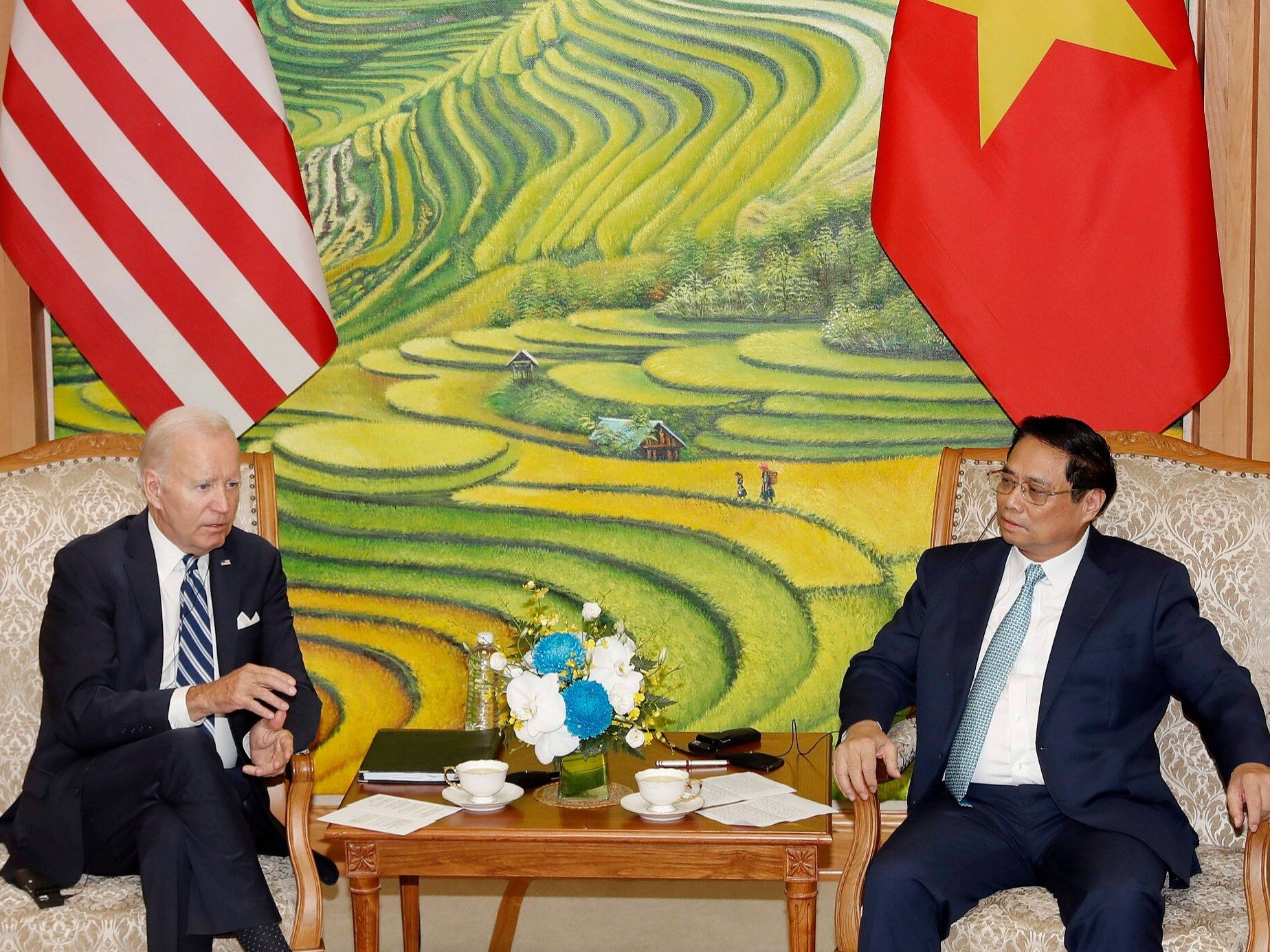 Joe Biden i Pham Minh Chinh