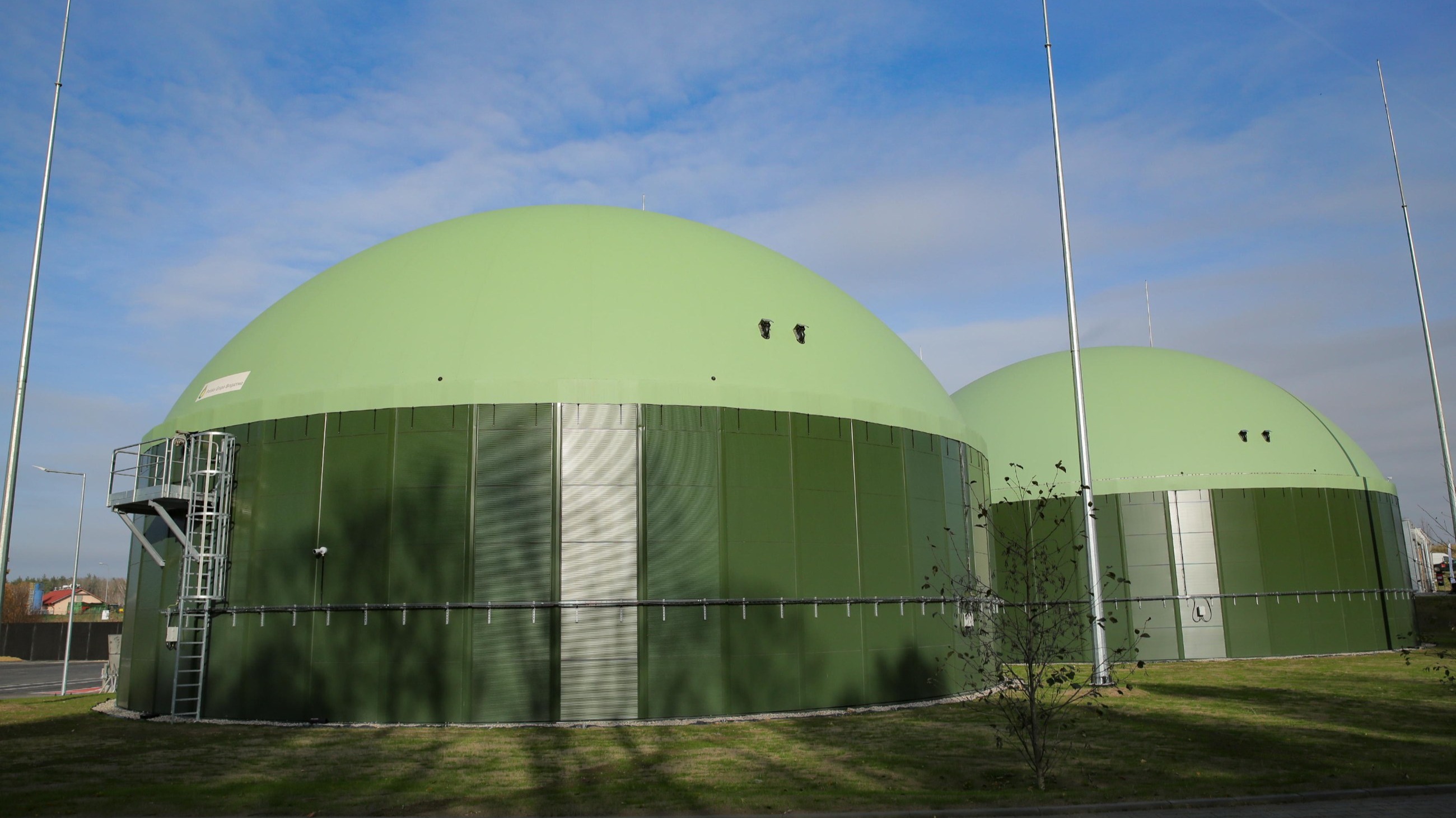 Zamiast wiatraków biogazownie? Prezydent rozpoczął konsultacje