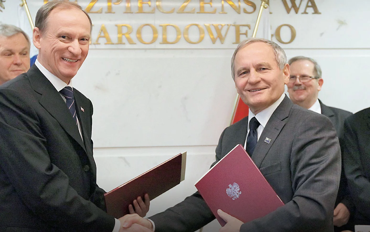 Generał Stanisław Koziej, ówczesny szef BBN, oraz sekretarz Rady Bezpieczeństwa Federacji Rosyjskiej Nikołaj Patruszew, były agent KGB, podczas spotkania w Warszawie z okazji 20-lecia BBN w 2011 r