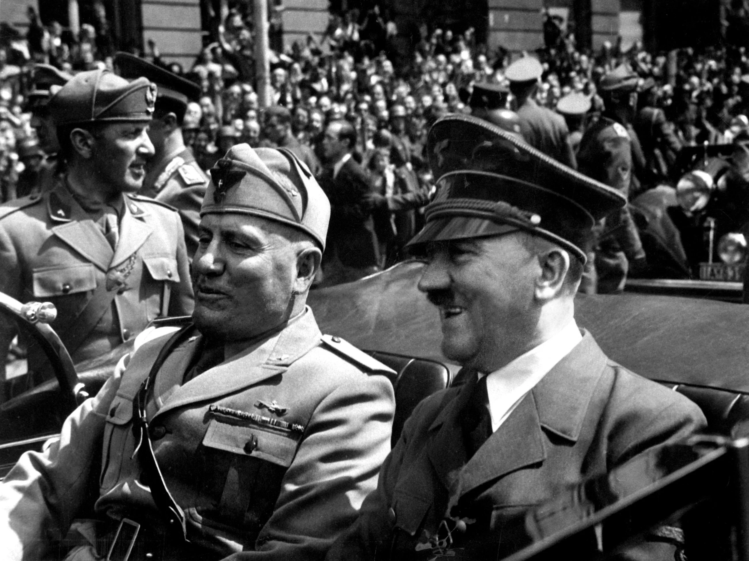 Hitler i Mussolini, czerwiec 1940