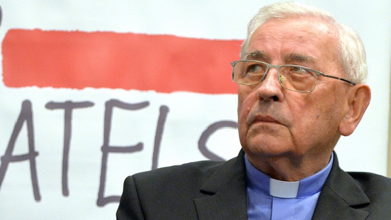 Biskup Tadeusz Pieronek