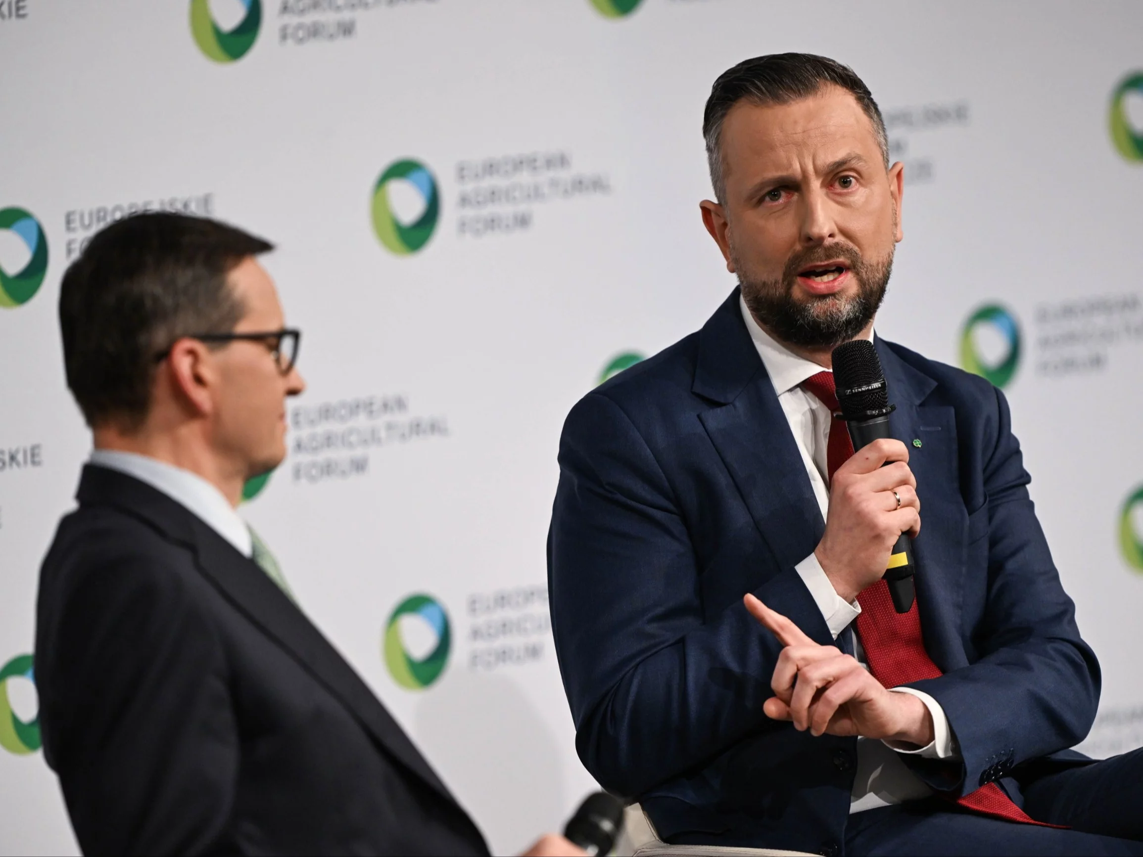 Mateusz Morawiecki oraz wicepremier, minister obrony narodowej Władysław Kosiniak-Kamysz