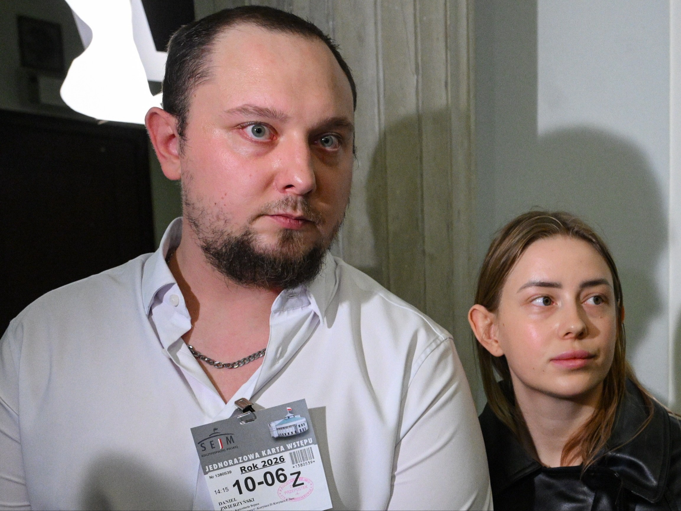 Twórcy treści internetowych Daniel Zwierzyński (L) i Natalia Kowalczyk (P)