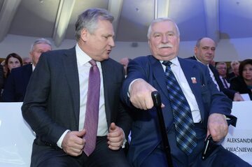 Byli prezydenci Aleksander Kwaśniewski i Lech Wałęsa