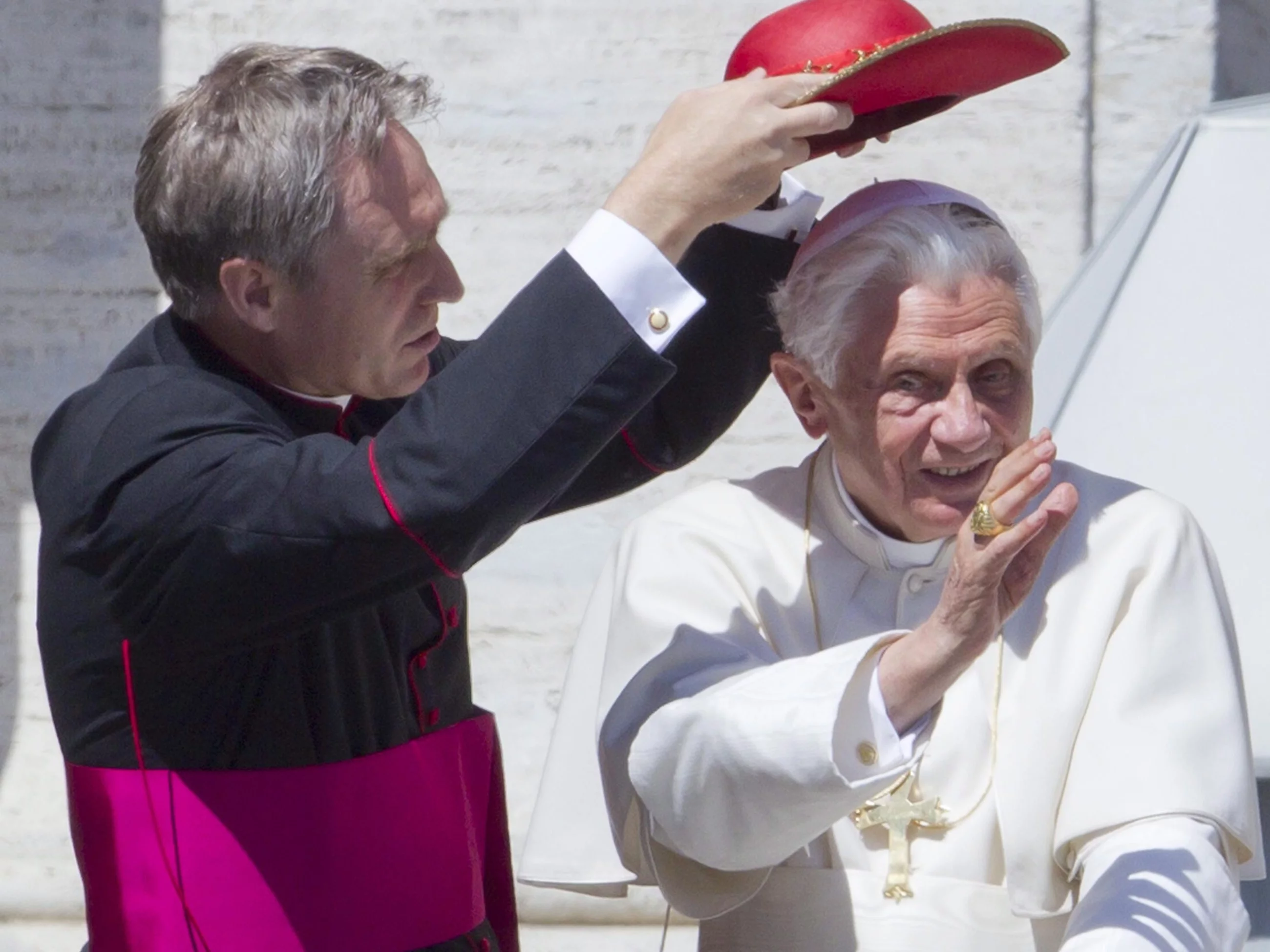 Abp Georg Gänswein i papież Benedykt XVI