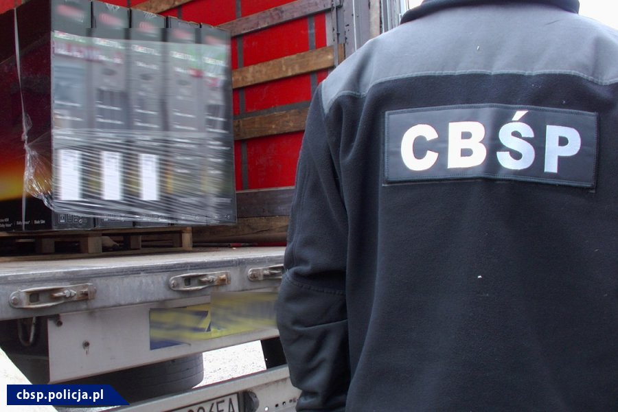 Funkcjonariusze odzyskali sprzęt wart 2 mln zł