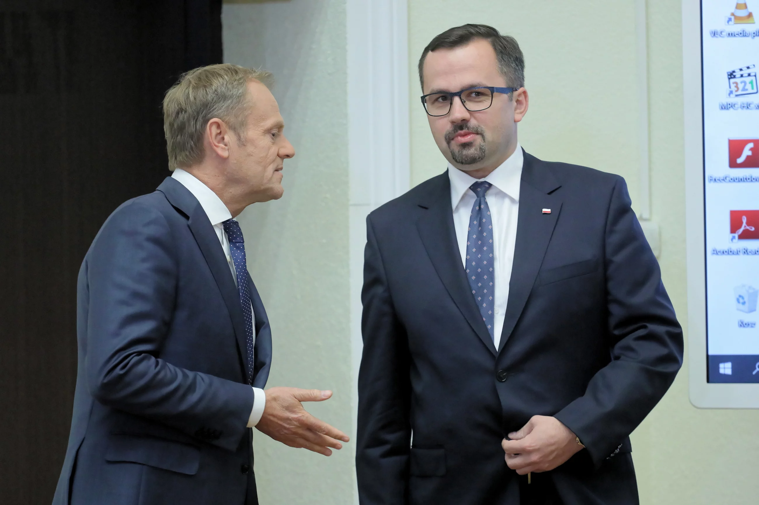 Donald Tusk, Marcin Horała