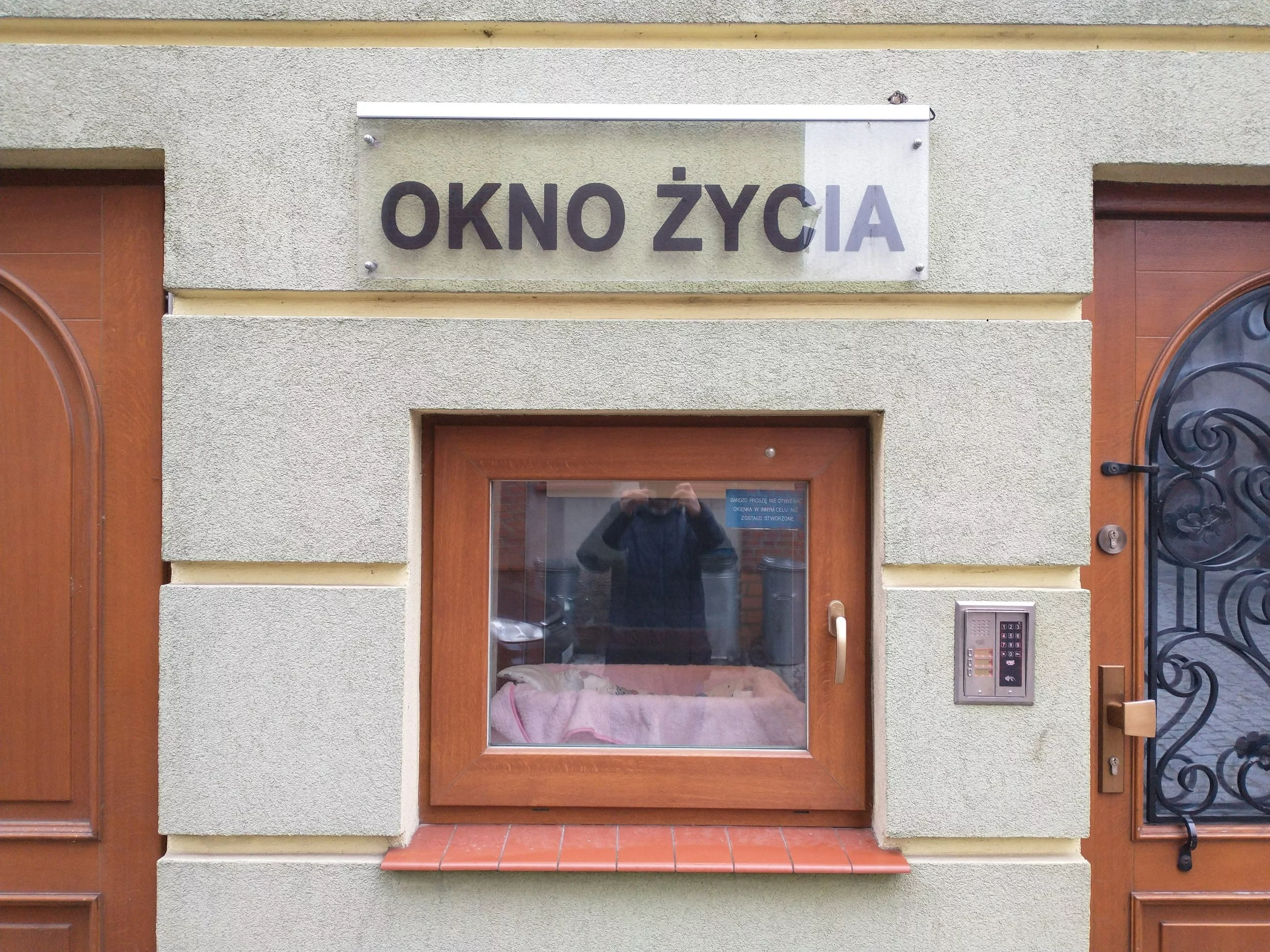 Okno życia, zdjęcie ilustracyjne