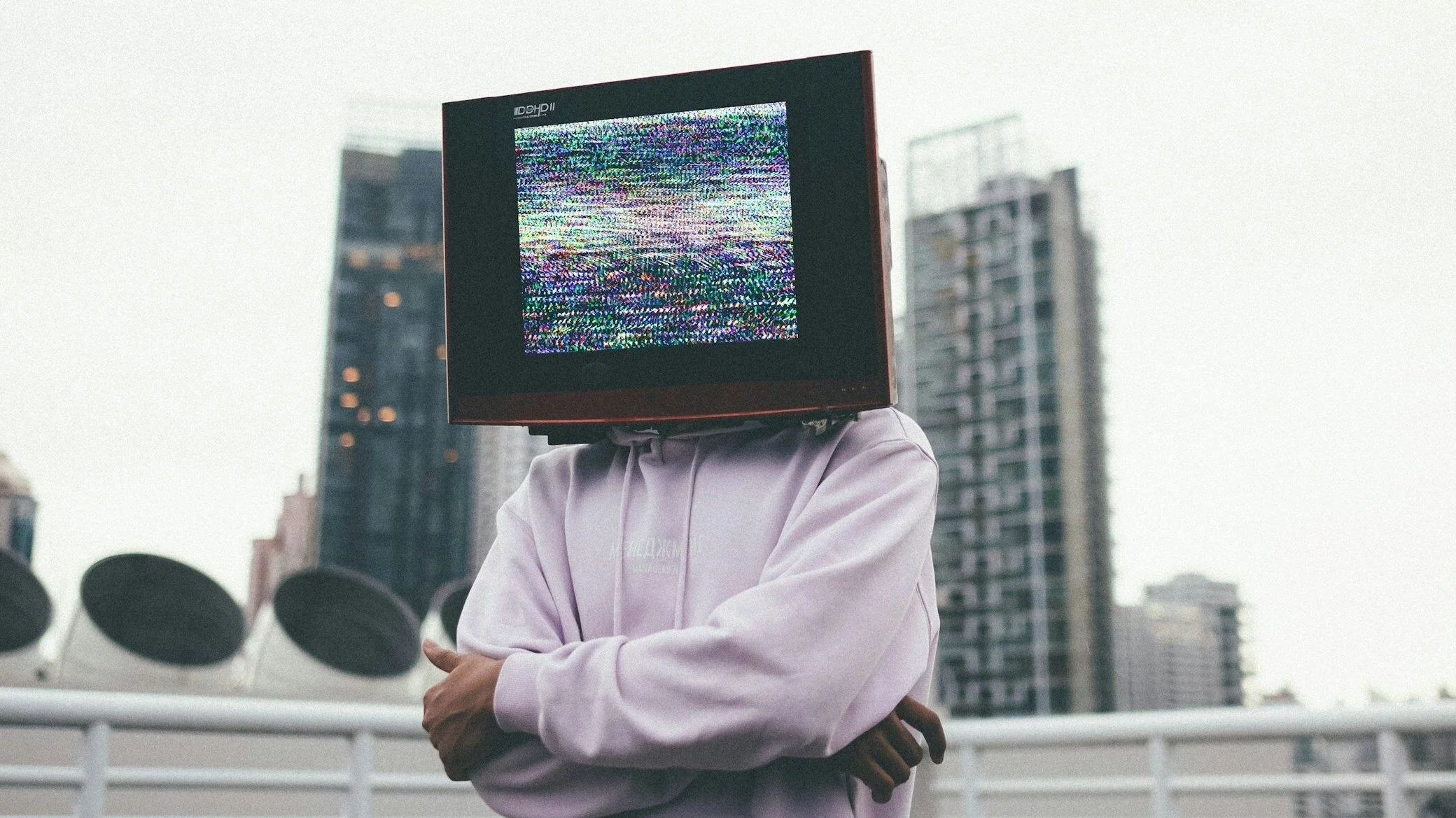 Człowiek z telewizorem
