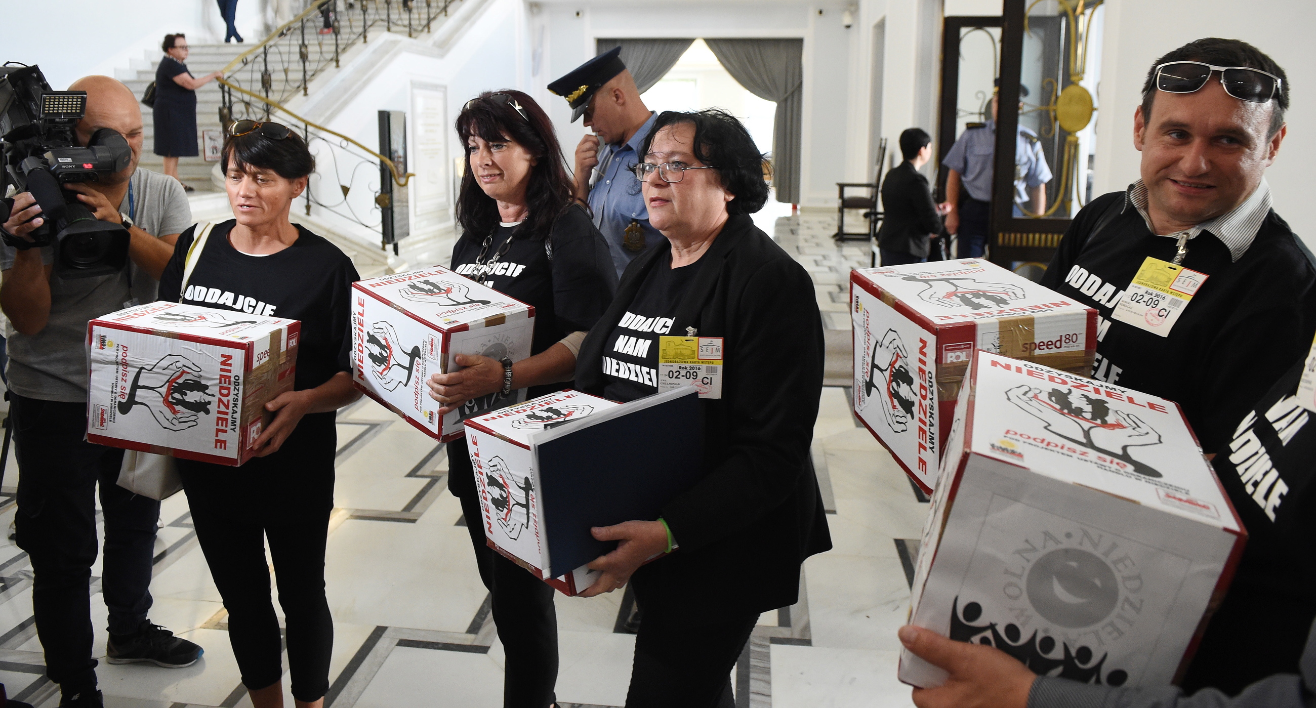 Przedstawiciele komitetu obywatelskiego w gmachu Sejmu