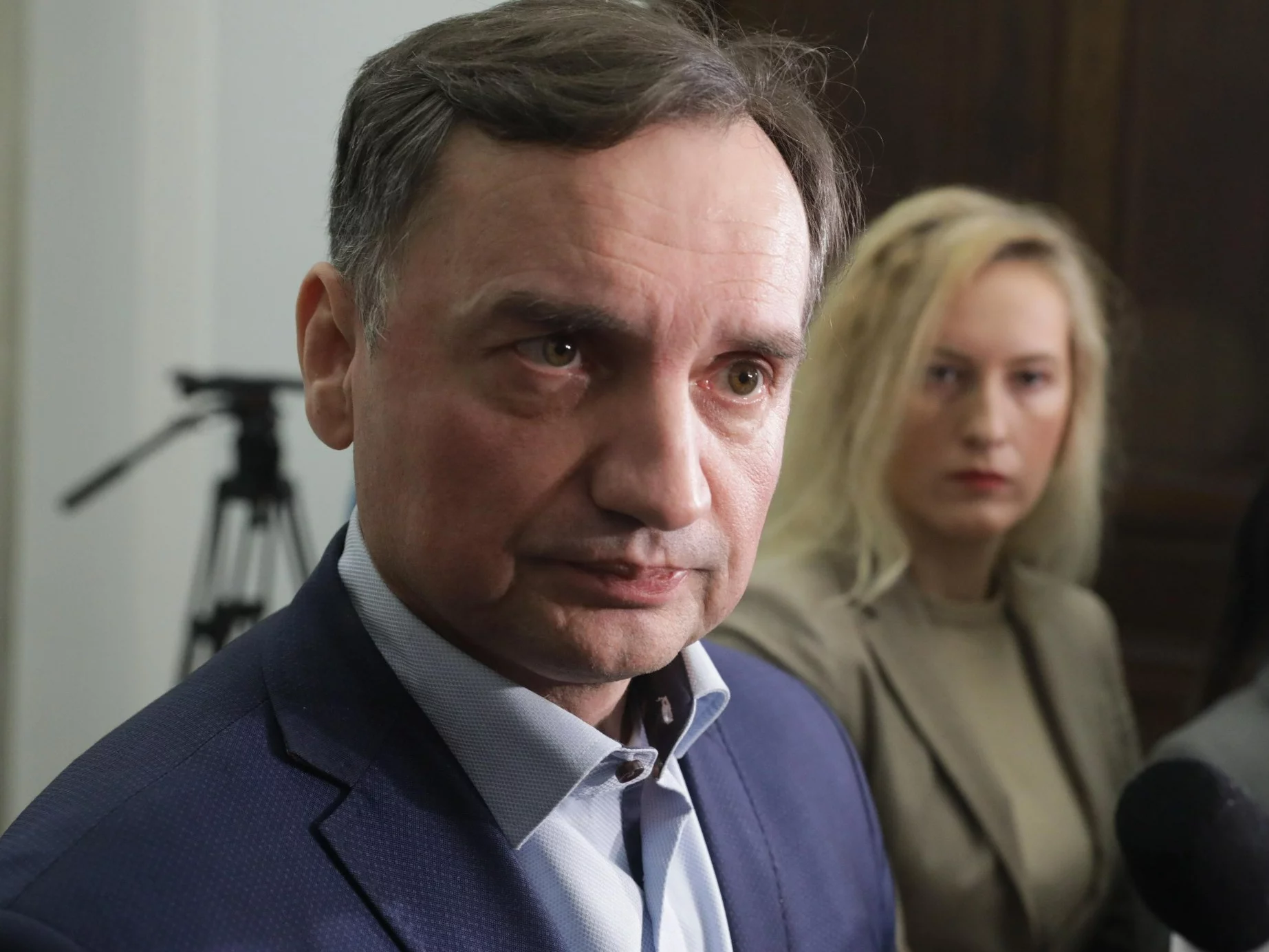 Ziobro nie przebiera w słowach: Tusk wciągał żonę i córkę w kontakty z aferzystą
