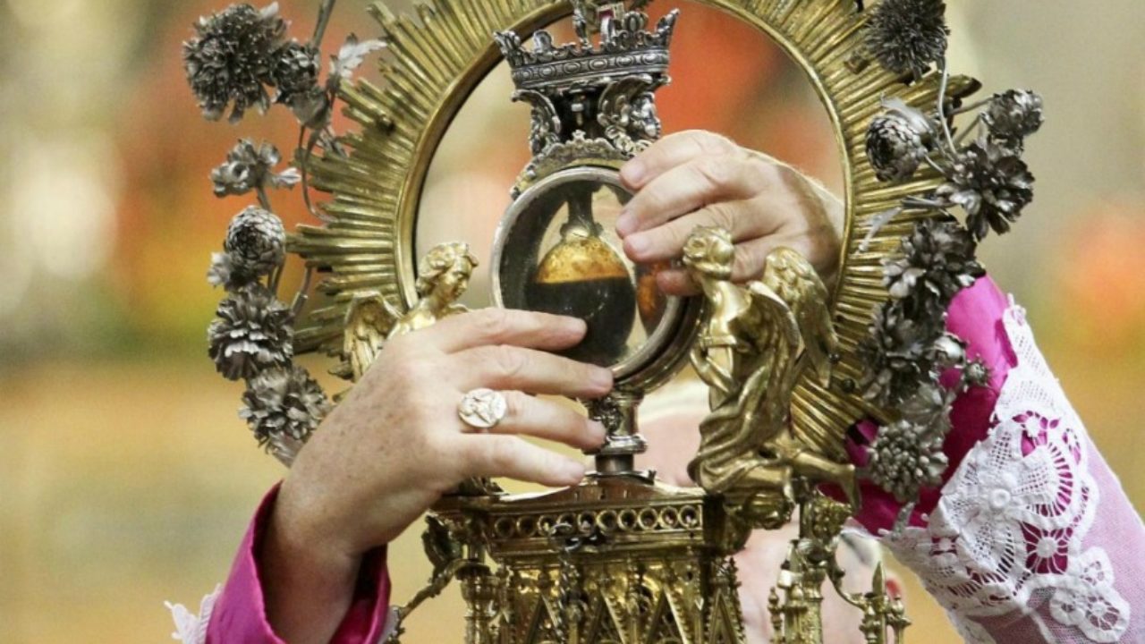 Cud krwi św. Januarego w Neapolu