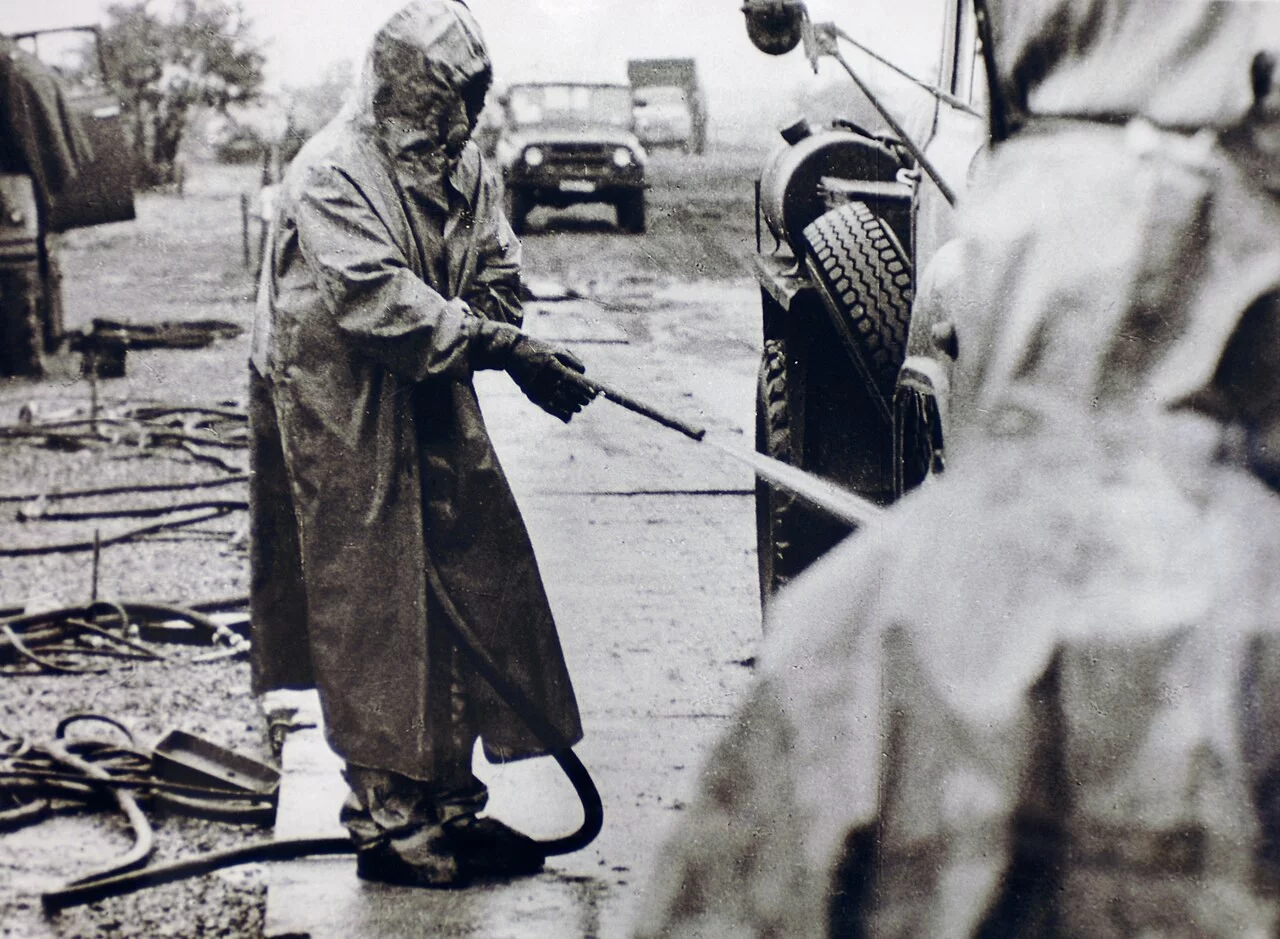 Dekontaminacja pojazdów biorących udział w akcji ratunkowej po katastrofie w Czarnobylu